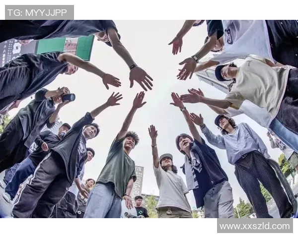 成都滑板队勇闯世界滑板锦标赛的辉煌历程与成长故事 成都滑板队勇闯世界滑板锦标赛的辉煌历程与成长故事