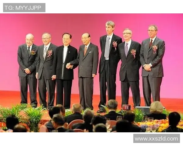 对话黄芳：回顾羽毛球生涯的辉煌与挑战与未来展望